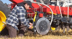 Системы внесения удобрений в междурядья MRB (диск) и MRS (стойка)