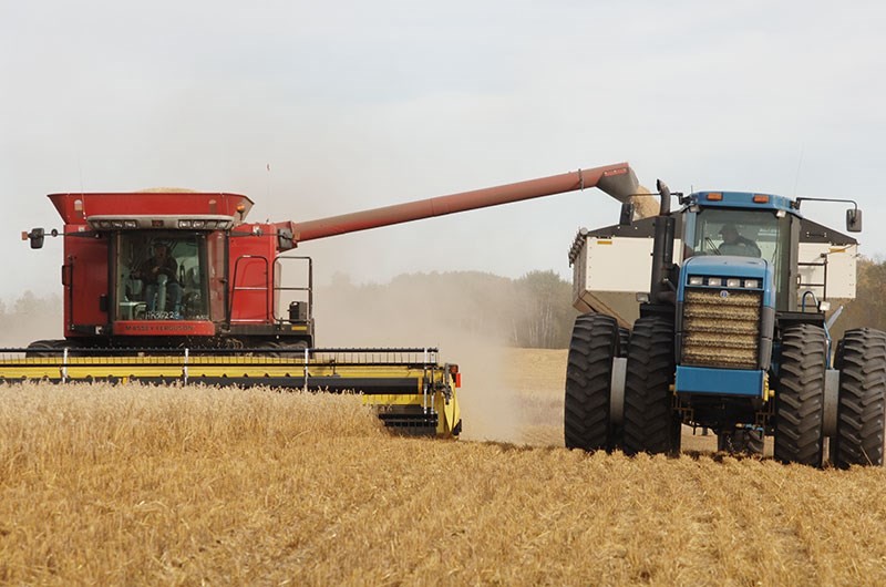 Зерновой бункер-накопитель GC1200 (42300 л)