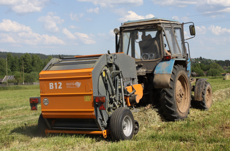 Пресс-подборщик B12