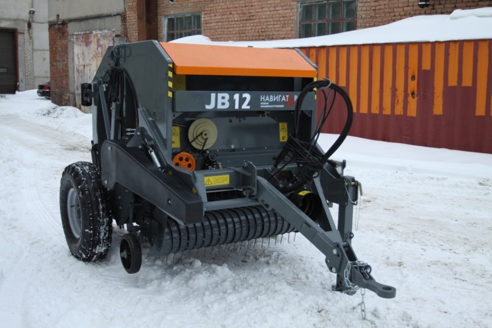 Пресс-подборщик JB12