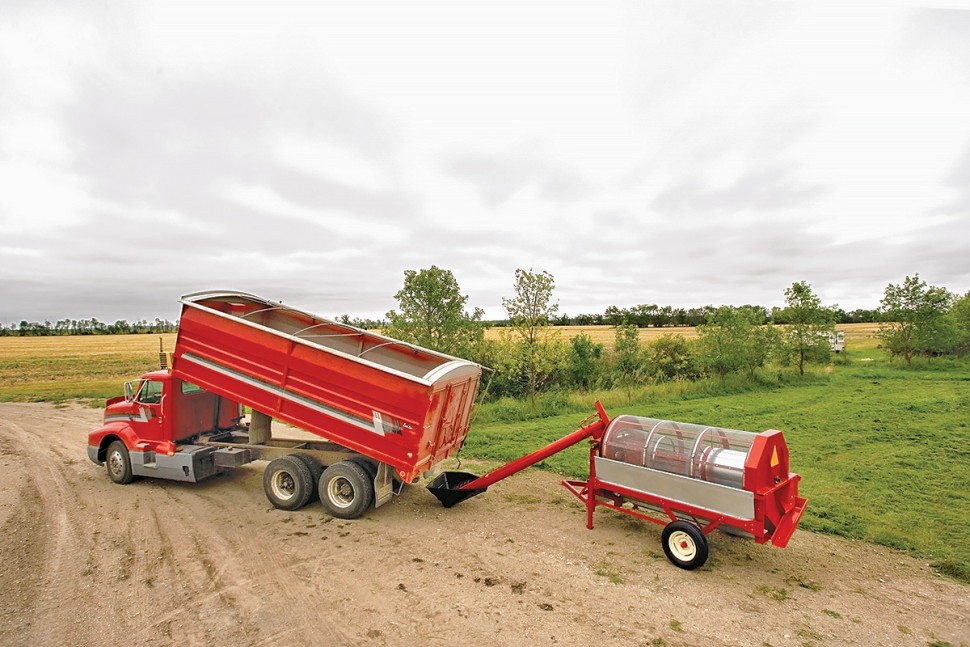 Очиститель зерна Farm King (Фарм Кинг, Канада)